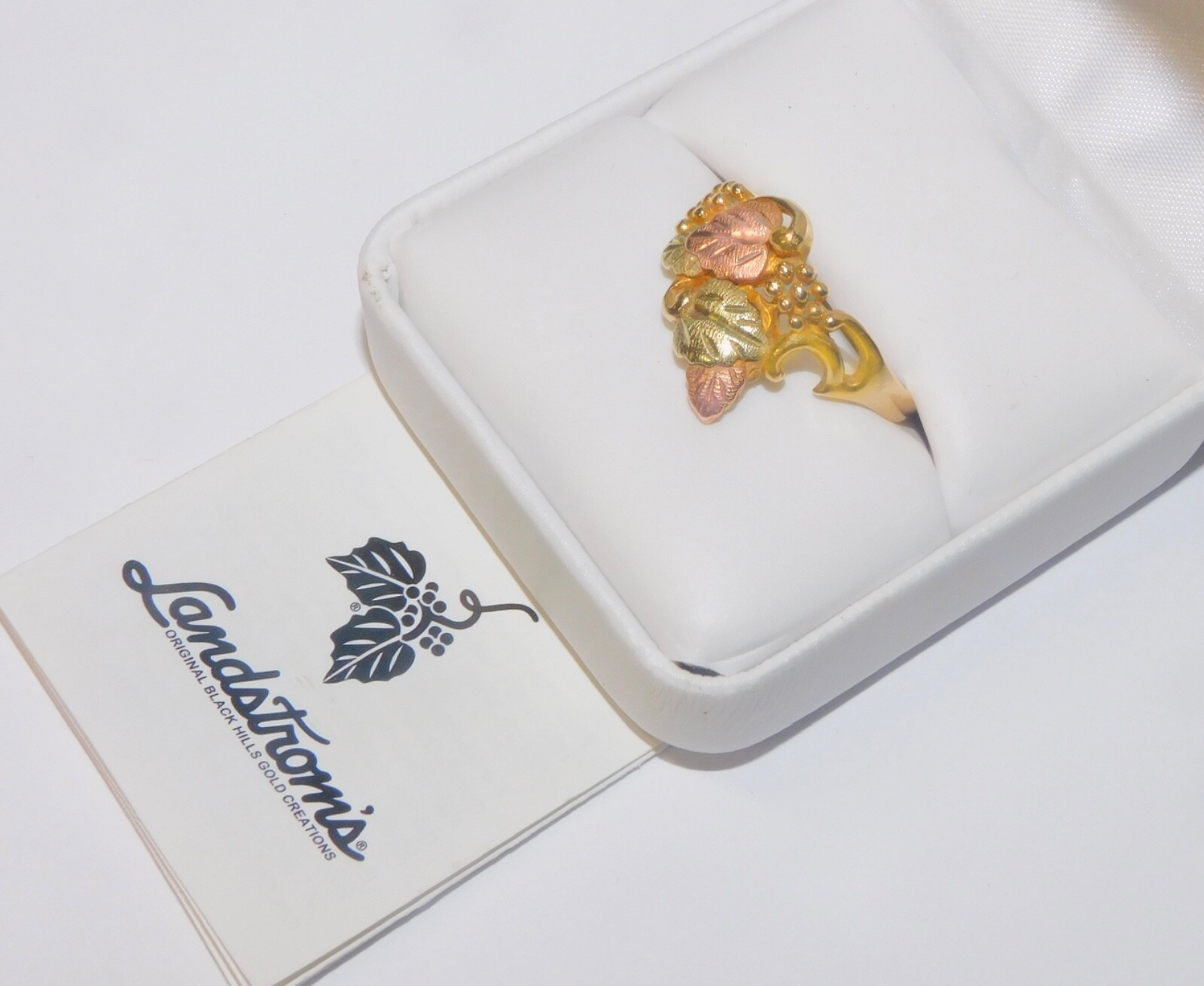 Black Hills Gold 10k Landstrom’s Multiple Leaf Ring Size 9 1/2