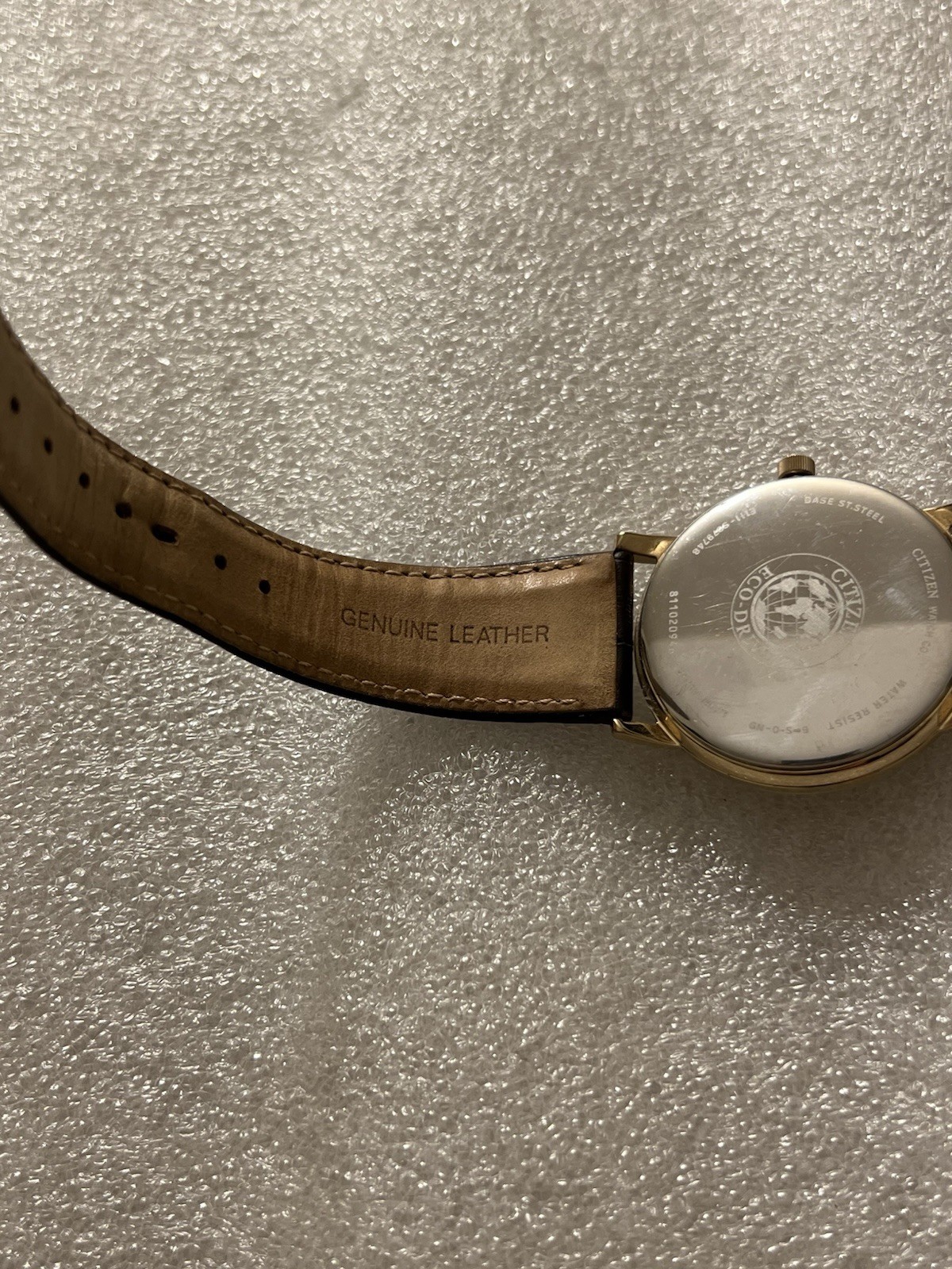 Citizen Eco Drive Goldtone E111-S079748 Leather Strap Gold Tone –