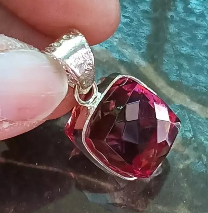 Certified 40.55 Ct Cube Natural Zultanite 925 Silver Pendant Loose Gemstone AAA