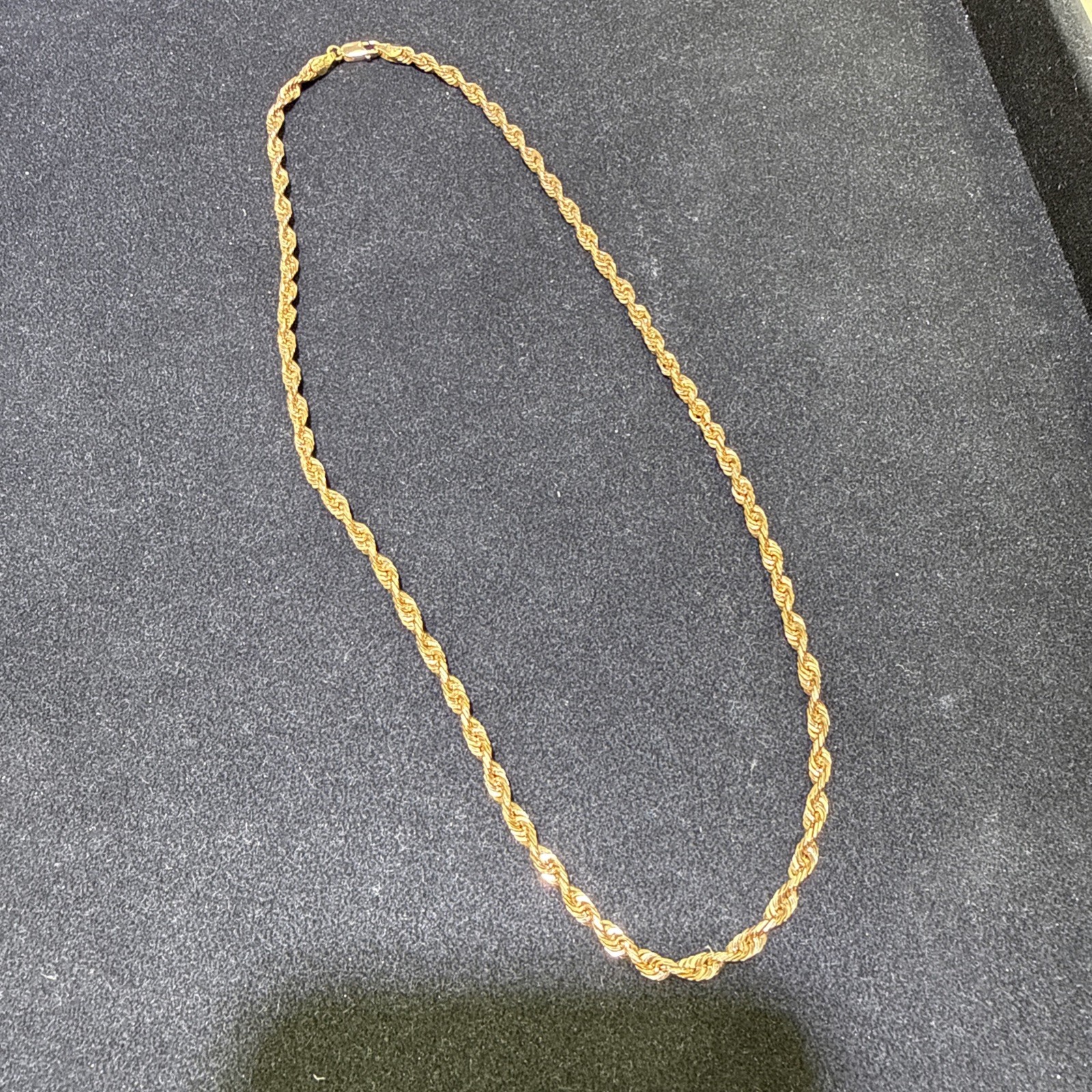 10K Rose Gold Rope Chain Heavy 13.5 Grams 3mm Wide 18 Inch”