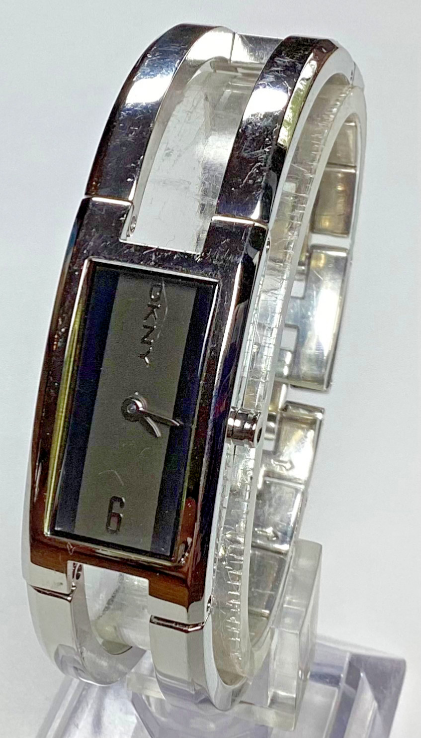 DKNY Womens Watch Tank Silver Bracelet WR New Battery Size 6.25” Extra Link