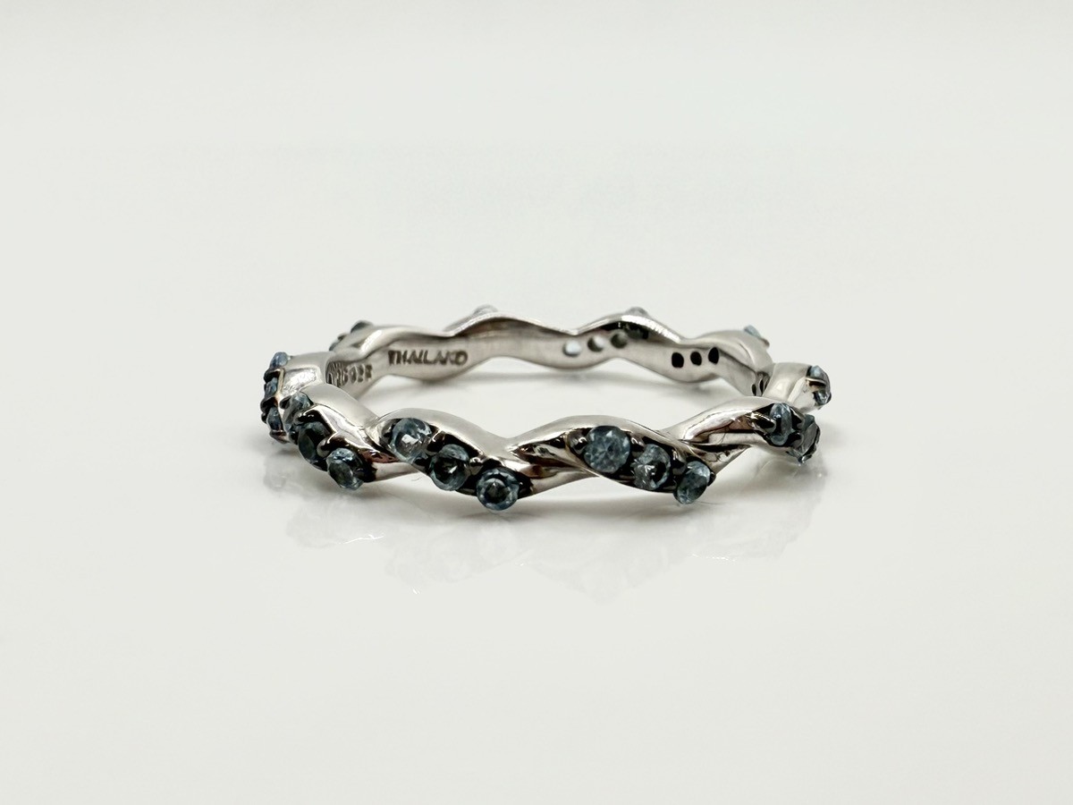 925 Sterling Silver Blue Topaz Eternity Band 2g Size 7 (ML1027498)