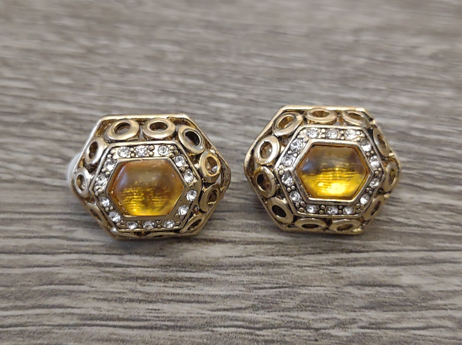 Vintage Fashion Clip On Earrings Irresistibles Faux Citrine Gold Tone