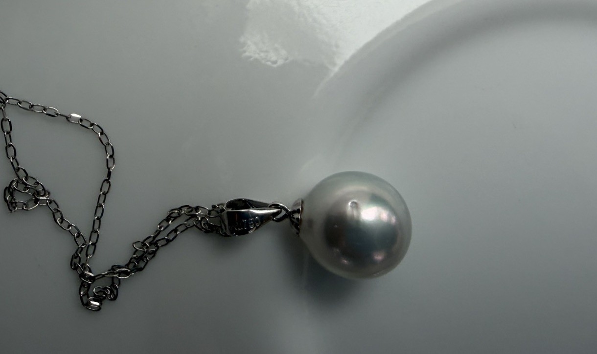 Gleaming 8.7mm Silver Gray Blue Akoya Pearl 18k Pendant 14k White Gold Chain 18”