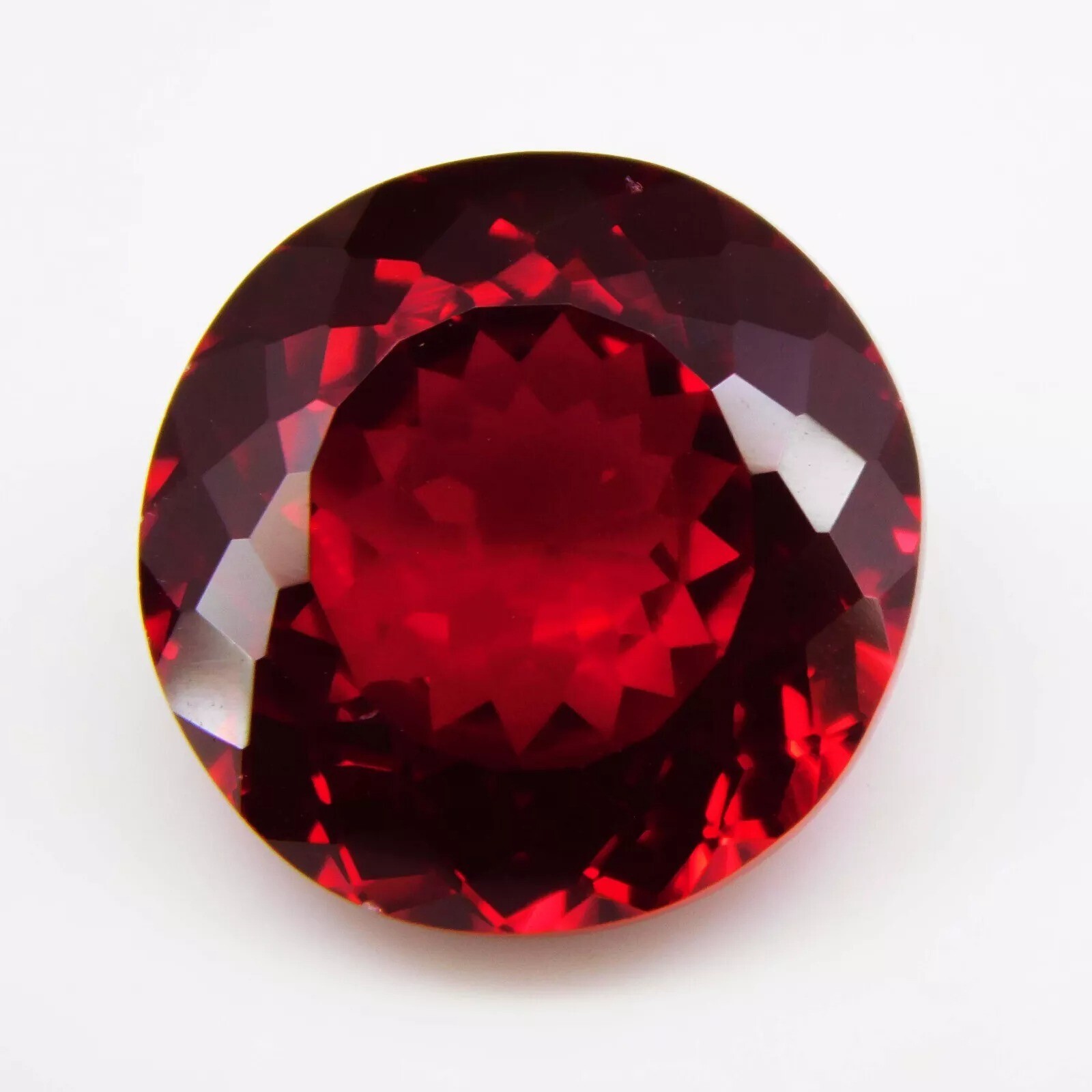 Red Color Almandine Garnet 17-19 Ct Natural Round Cut EGL CERTIFIED A++ Gemstone