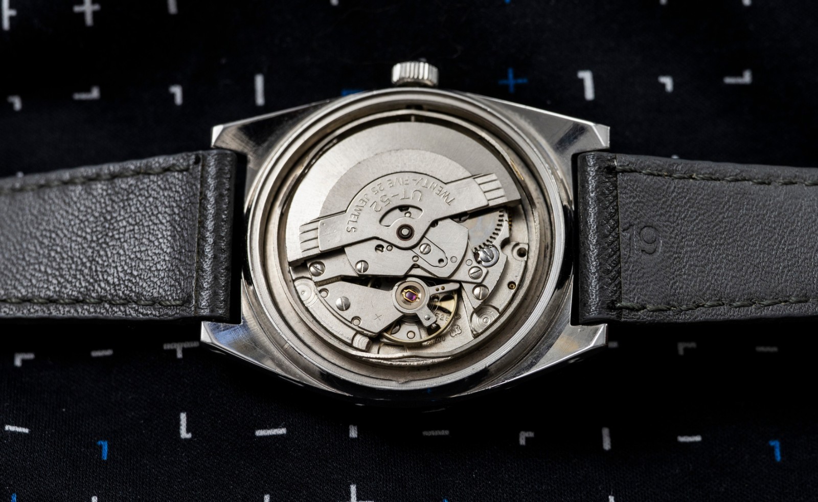 Elgin Calendar Automatic Watch – Full Month Dial – 25 Jewels – Circa 1968-72