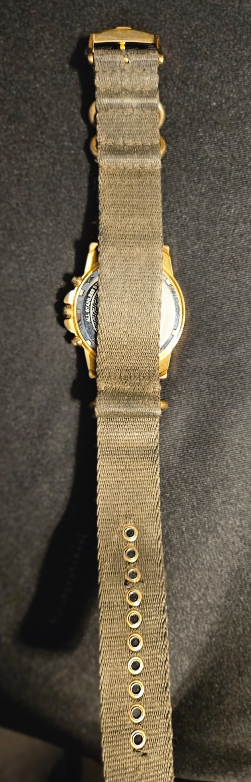 Sperry Top-Sider A126-13 103073 Gold Tone Watch Nylon Strap New Battery Running