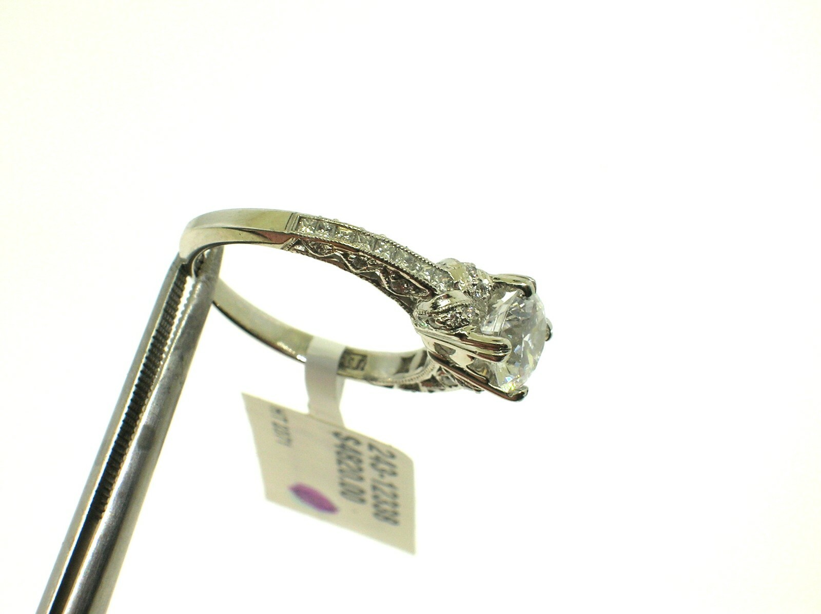 TACORI PLATINUM SETTING 0.36 CT DIAMONDS – SIZE 6.5 US – RETAIL $4,820.00