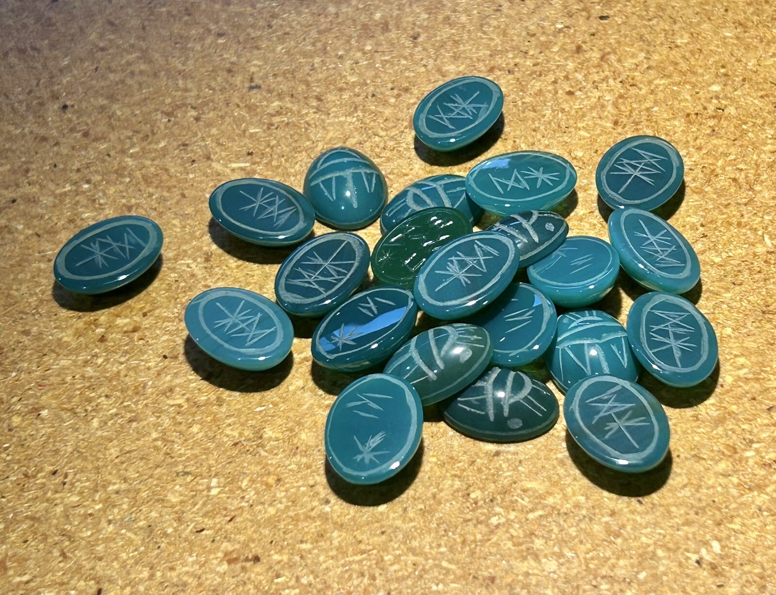 Rare Vintage Natural Fine Green Agate Scarab Cabochon 16x12mm 6.97 Ct. NOS