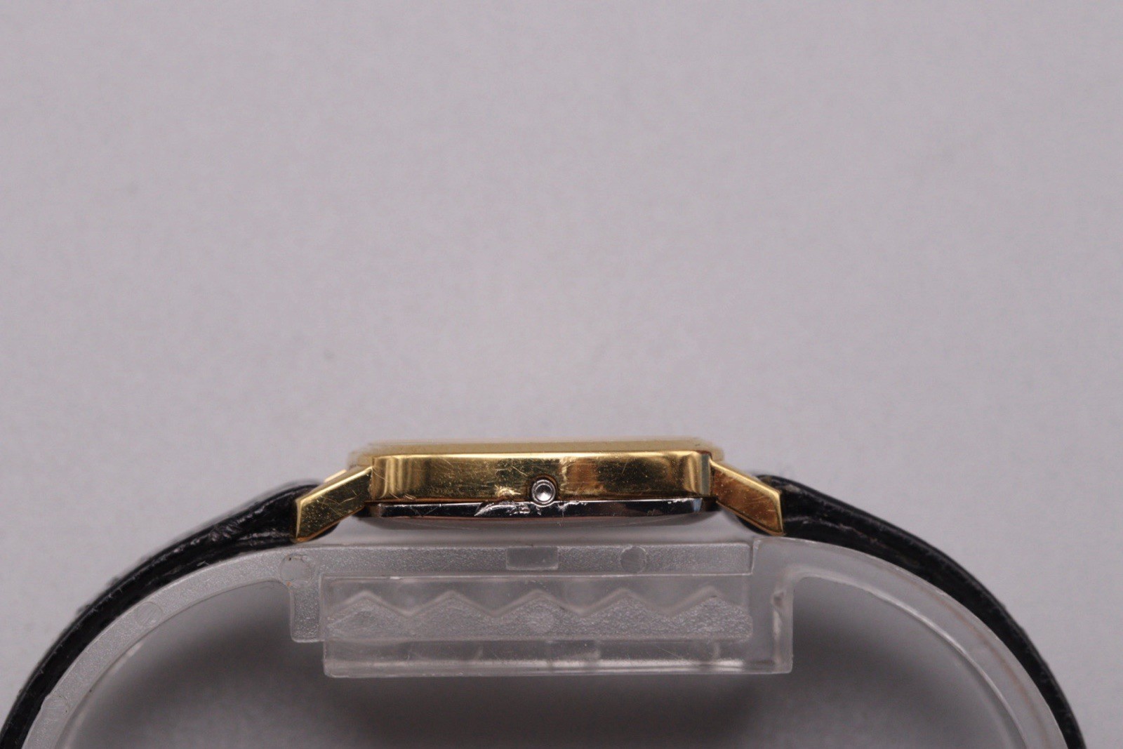 [NEAR MINT w/ Box] OMEGA De Ville White Dial Gold Quartz 19mm Ladies Watch