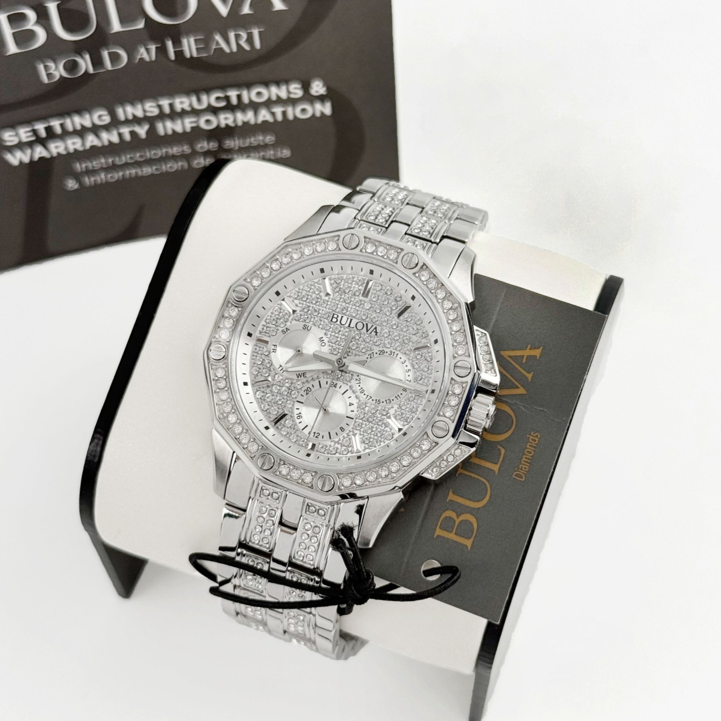 Bulova Octava Crystal 96C134 Silver stainless steel Men’s Quartz Watch 41.5MM