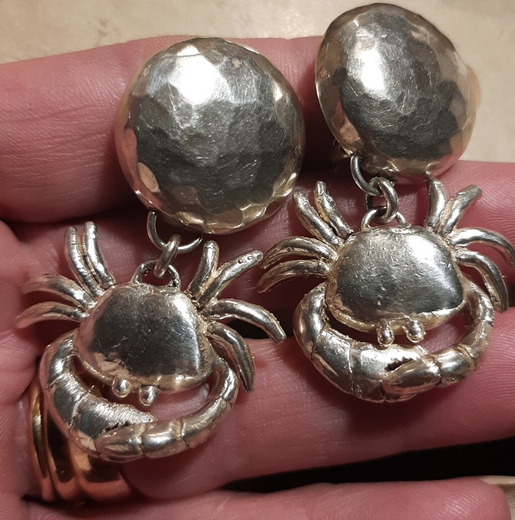 Beautiful Vintage Sterling Susan Cummings Dangling Crab Earrings