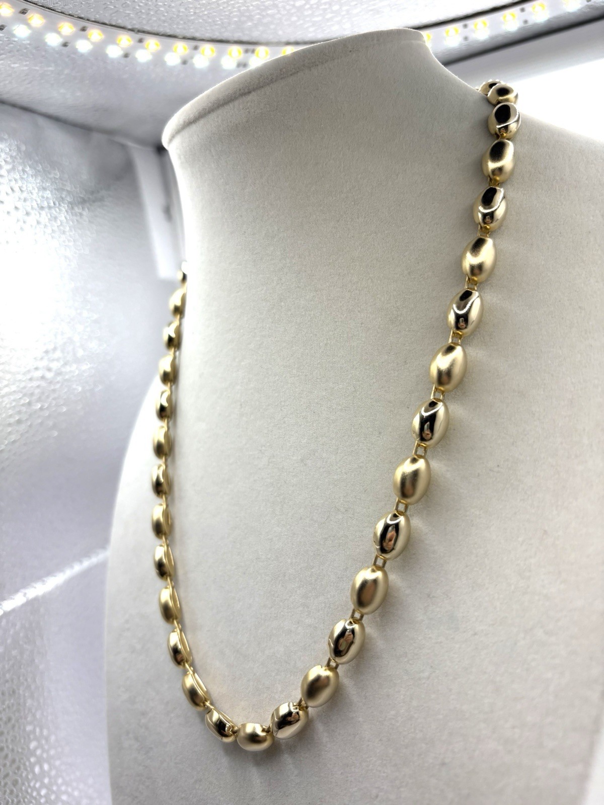 Gold Tone Smooth & Matte Gold Tone Oval Bead Link