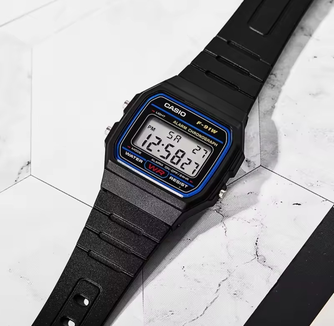 Casio F91W-1 Classic Digital Watch Black Resin Strap Water Resistant Alarm watch
