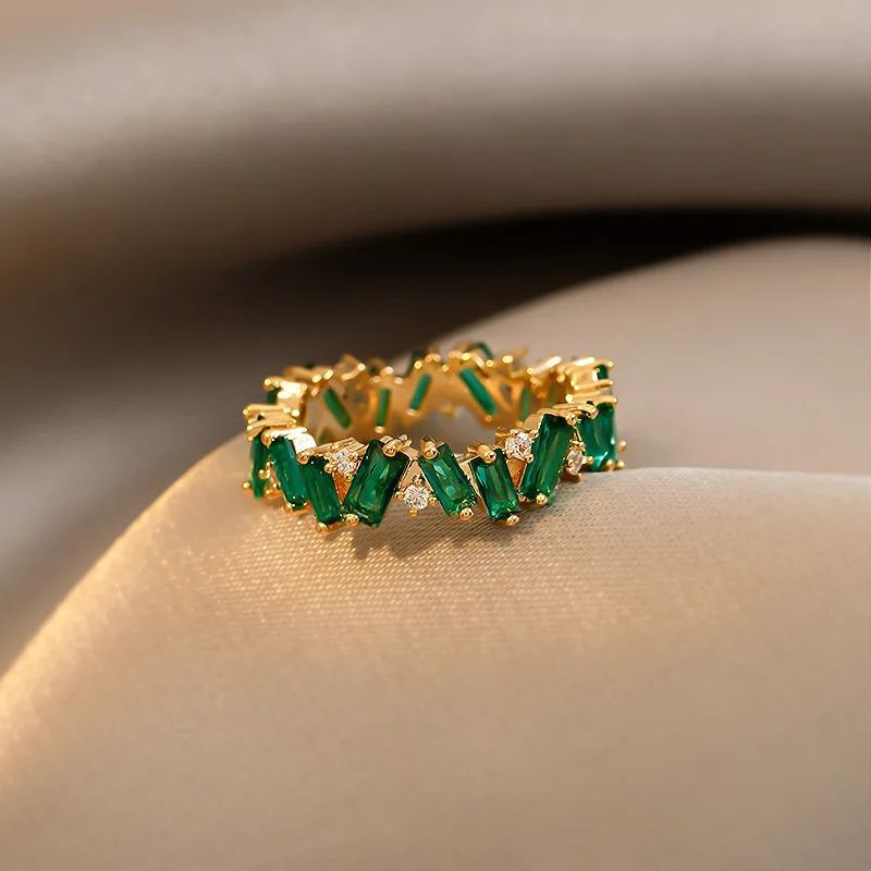 Women Cubic Zirconia Ring Green Crystal Rings Party Lady Engagement Jewelry 1Pc
