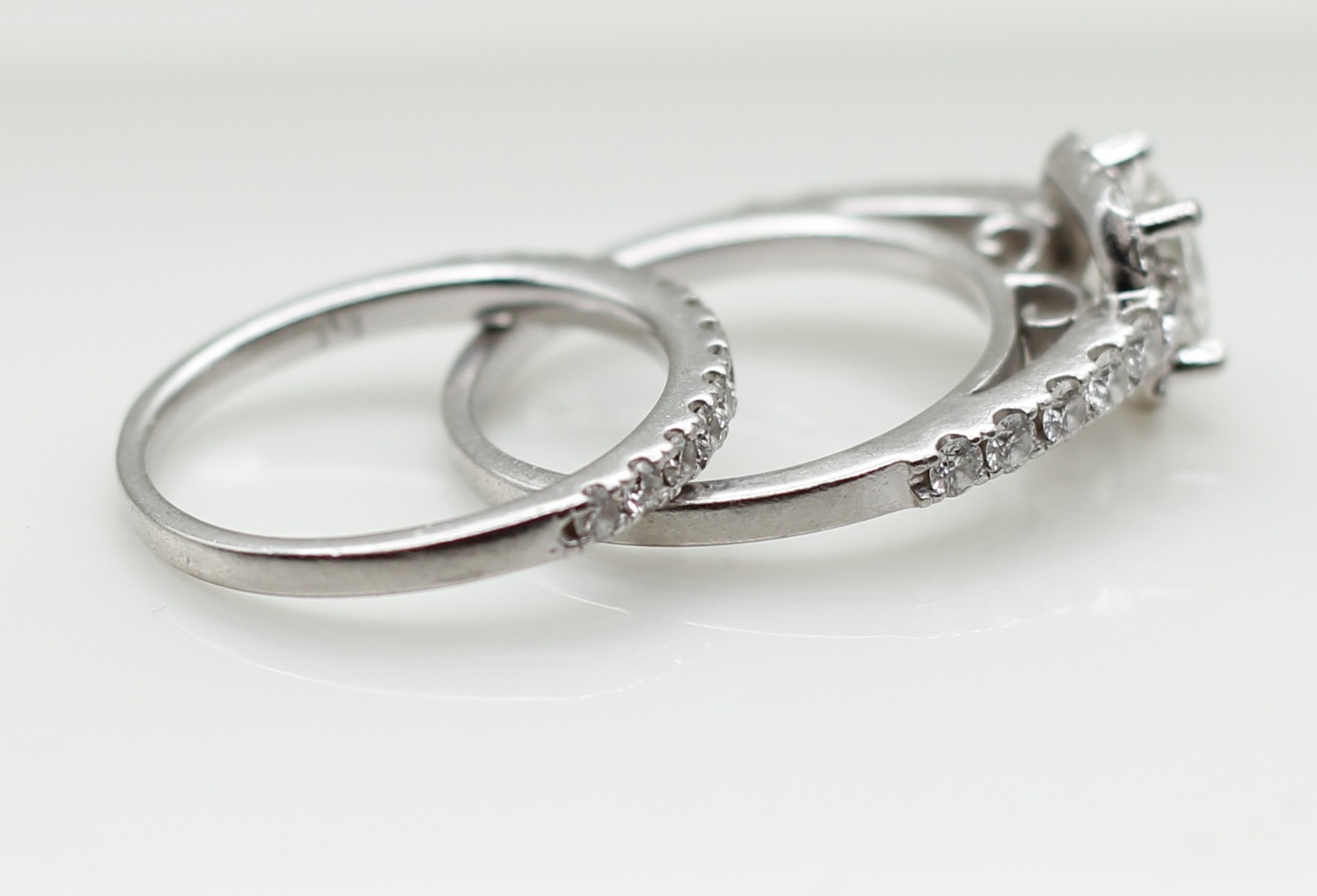 Platinum 1.80 ctw Princess Natural Diamond VS1-H Wedding Ring Set 8.8 Grams