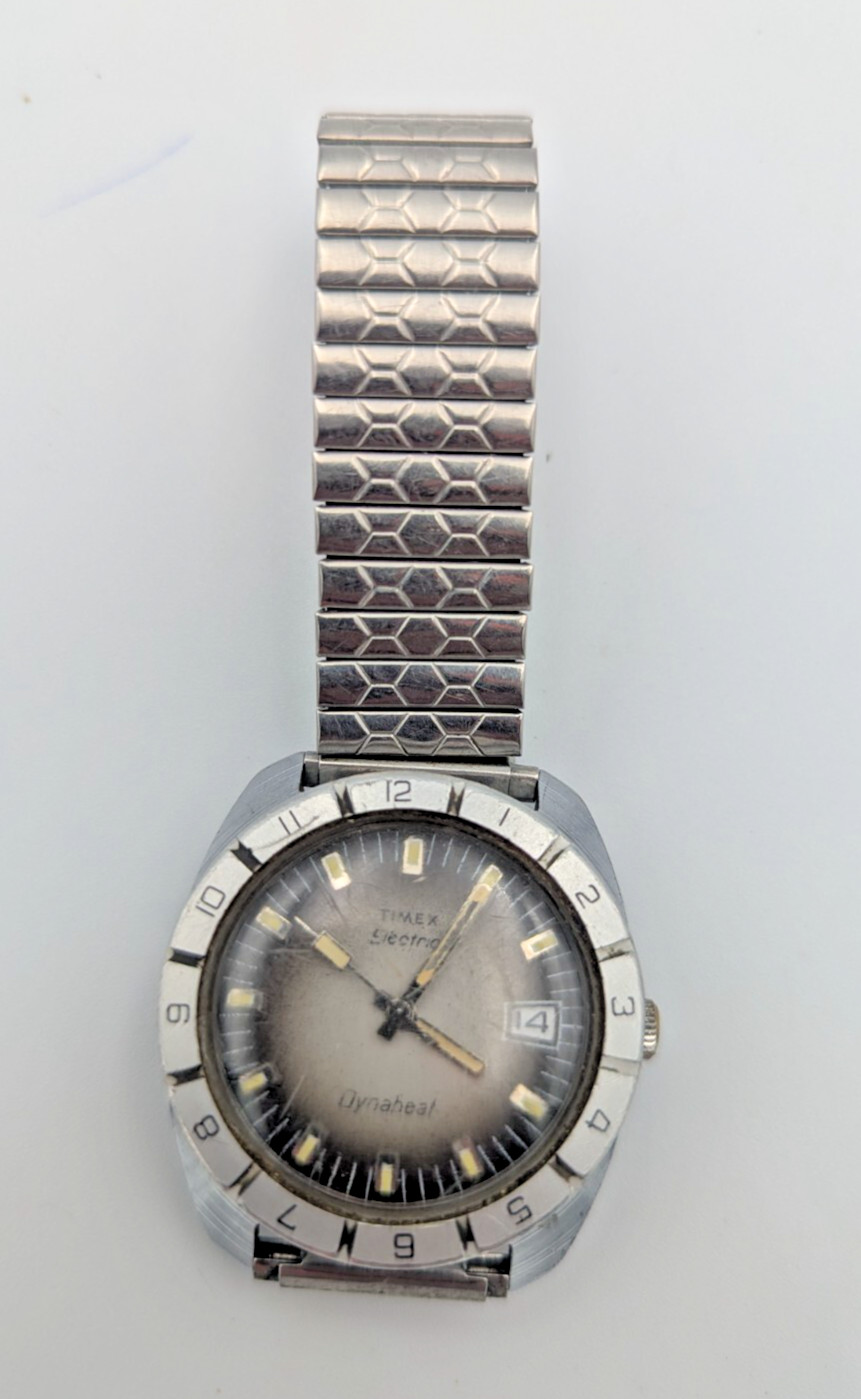 Vintage TIMEX ELECTRIC DYNABEAT Men’s Single Strap Wristwatch, Working