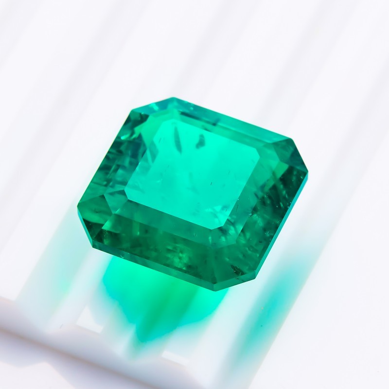 AGL Lab Grown Colombia Emerald Asscher Cut Gemstones with Inclusion for Jewelry