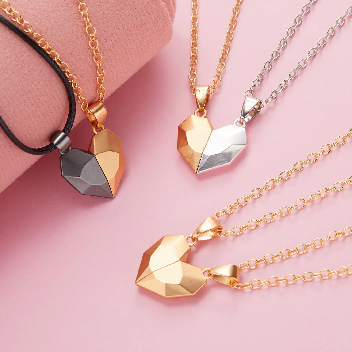 Heart Magnet Necklace Set for Couples – Ideal Gift for Boyfriend, Girlfriend, Sp