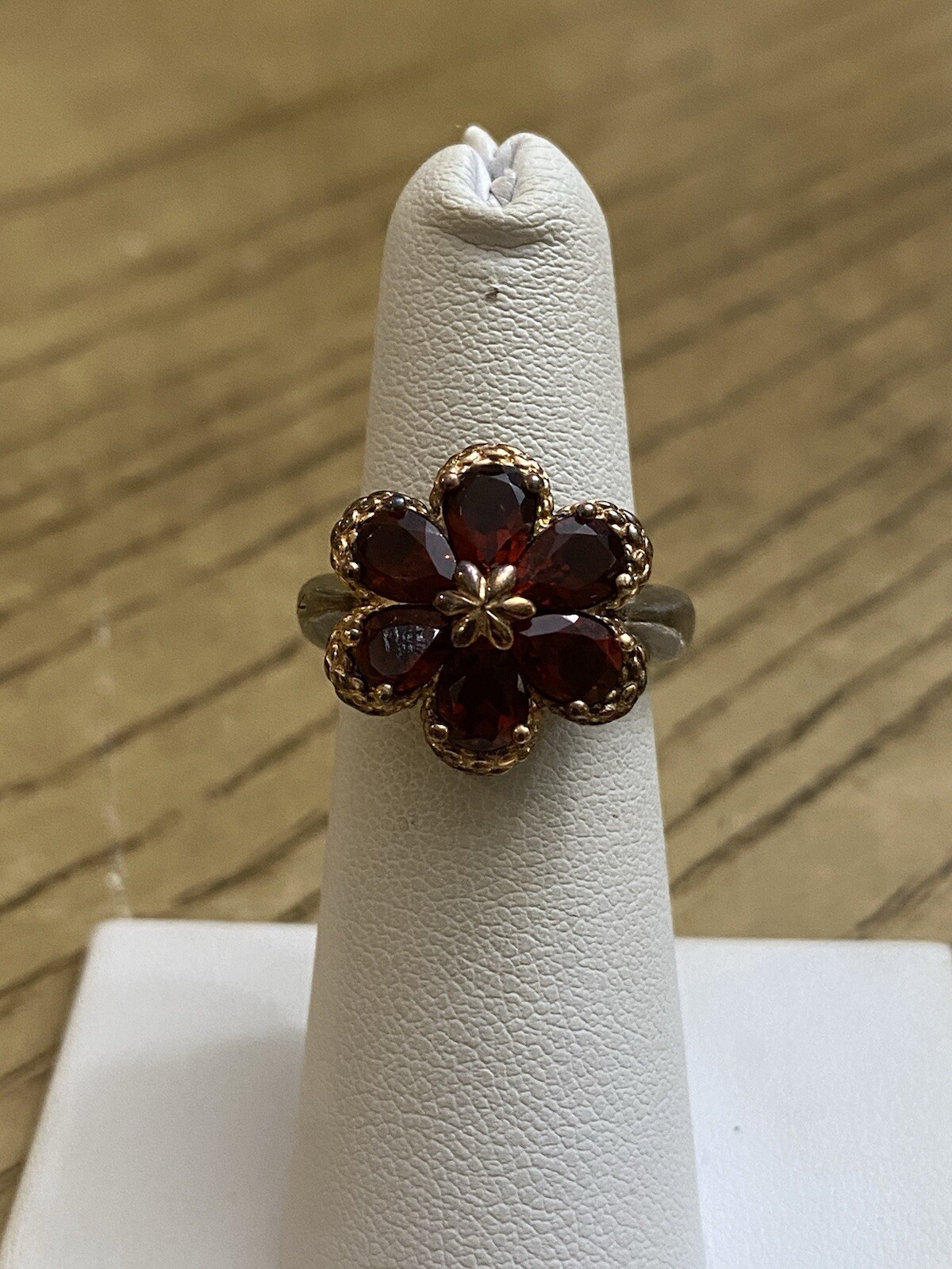 ANN KING Sterling Silver Signed Flower Garnet Ring With Rose Gold Accent Size 5