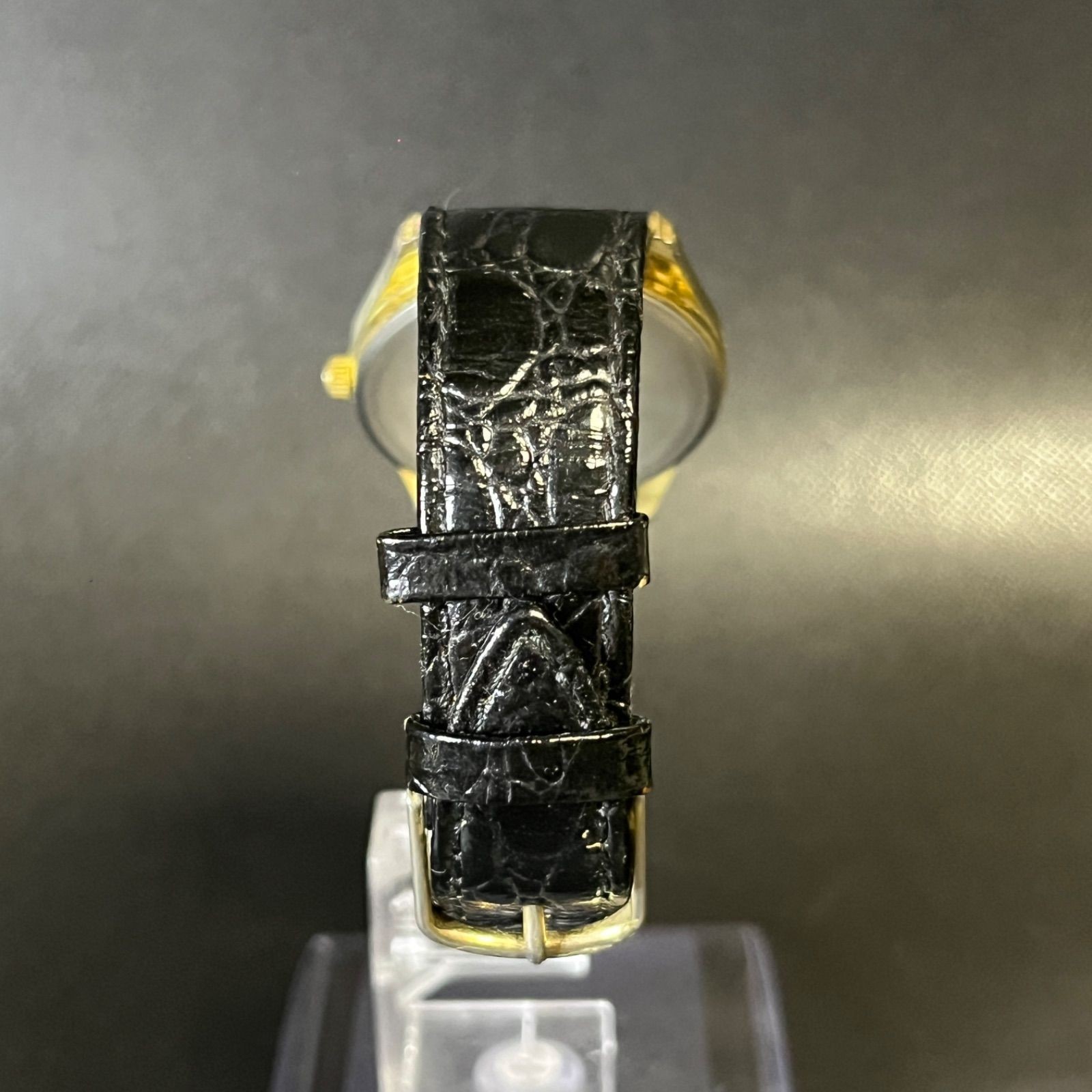 Working Q Q CITIZEN Wristwatch Gold Quartz Working Confirmed