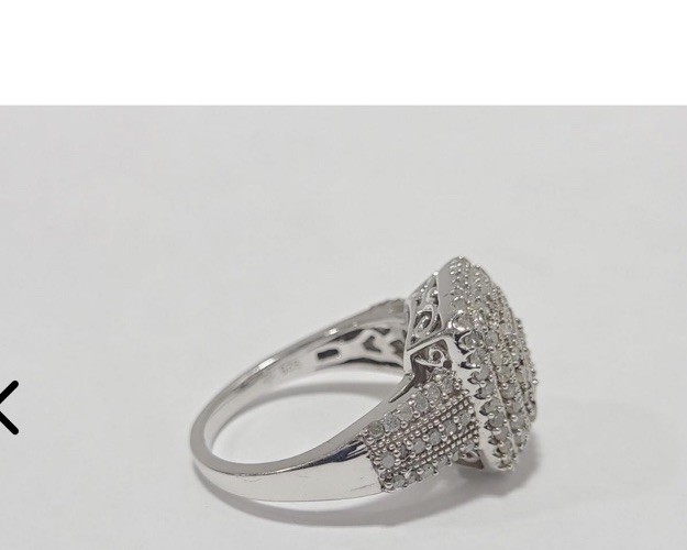 Natural Diamonds And 925 Silver Ring Size 7