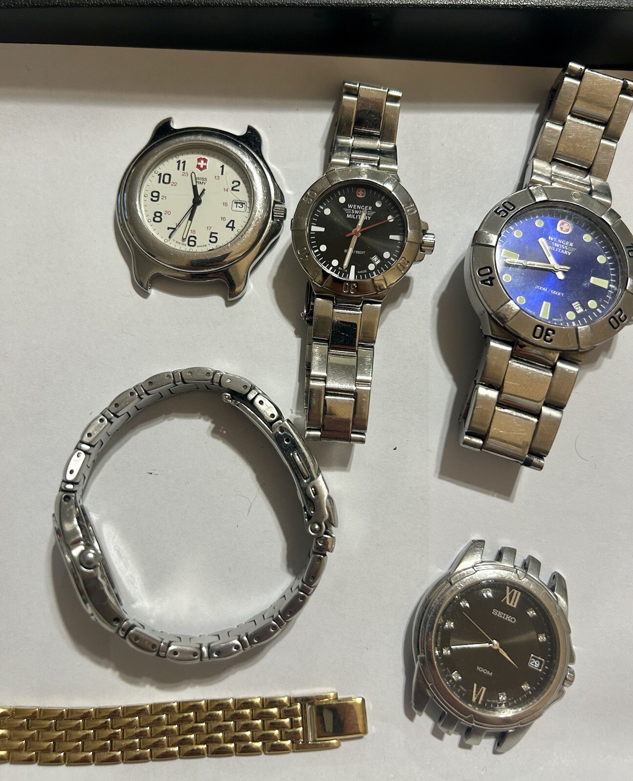 Lot Men’s And Women’s Citizen, Seiko, Pulsar, Swiss Wegner Watches AS-IS
