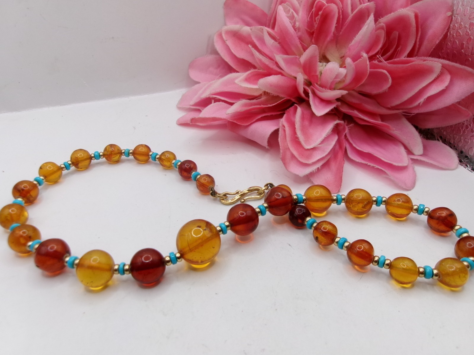 VTG WBE 18K Solid Gold S Hook Clasp on Baltic & Golden Amber Turquoise Necklace