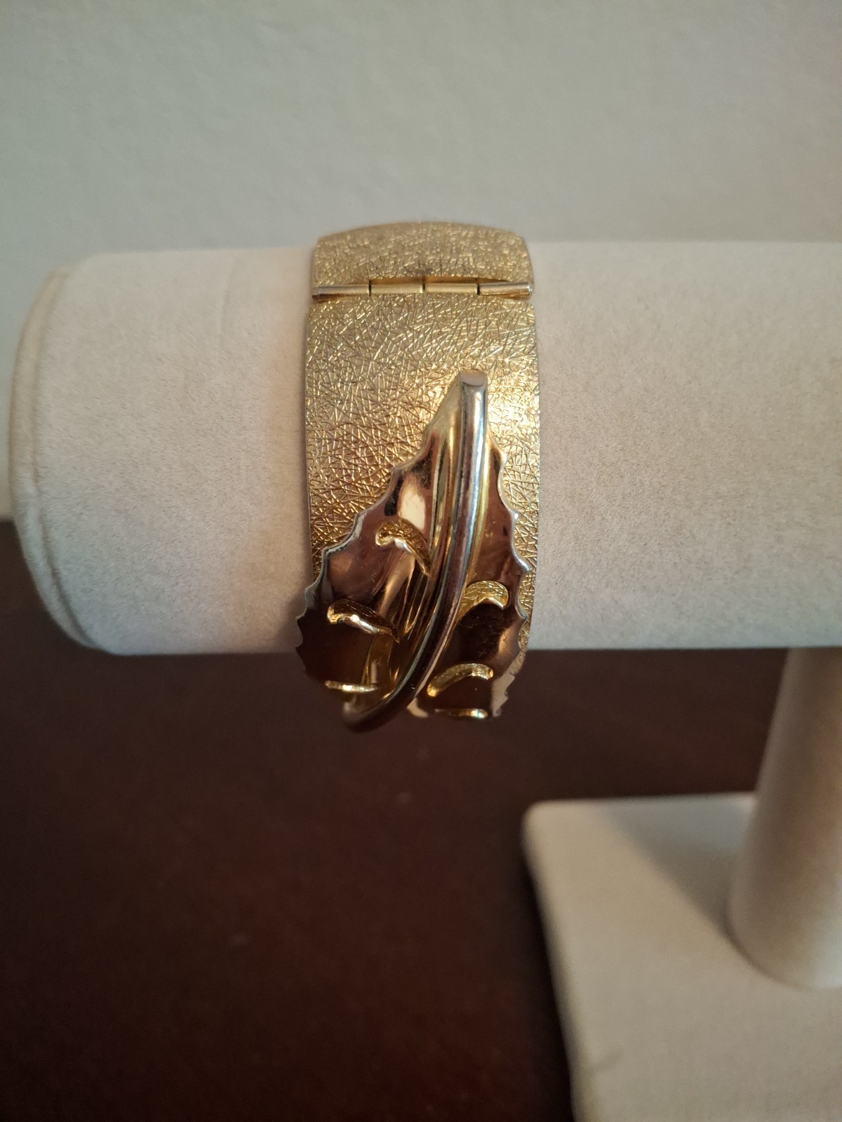 Vintage Rare Whiting & Davis Bracelet Gold Leaf Design With Safety Chain Size 7