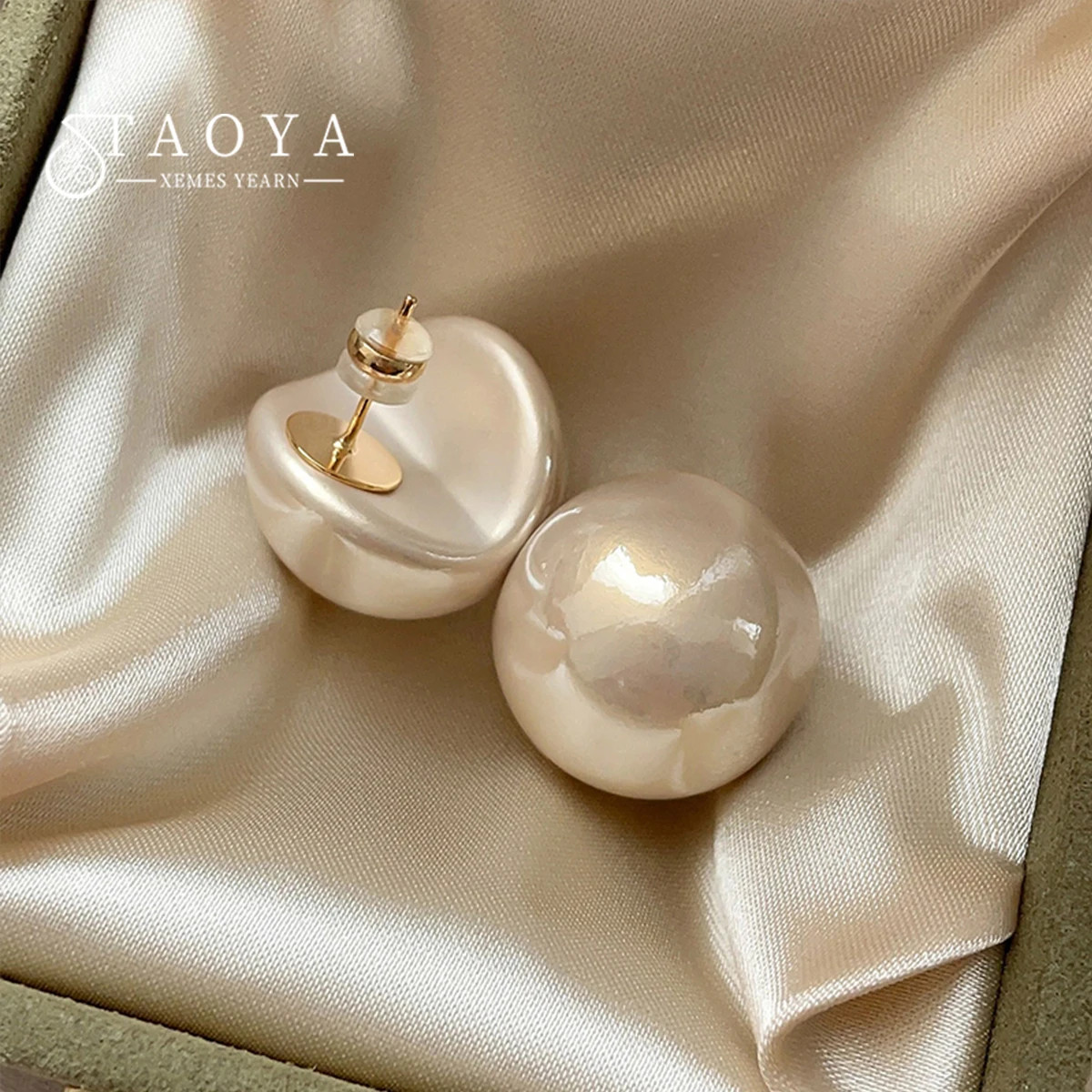 Women’s Minimalist Gap Imitation Pearl Stud Earrings Fashion Commuter Jewelry