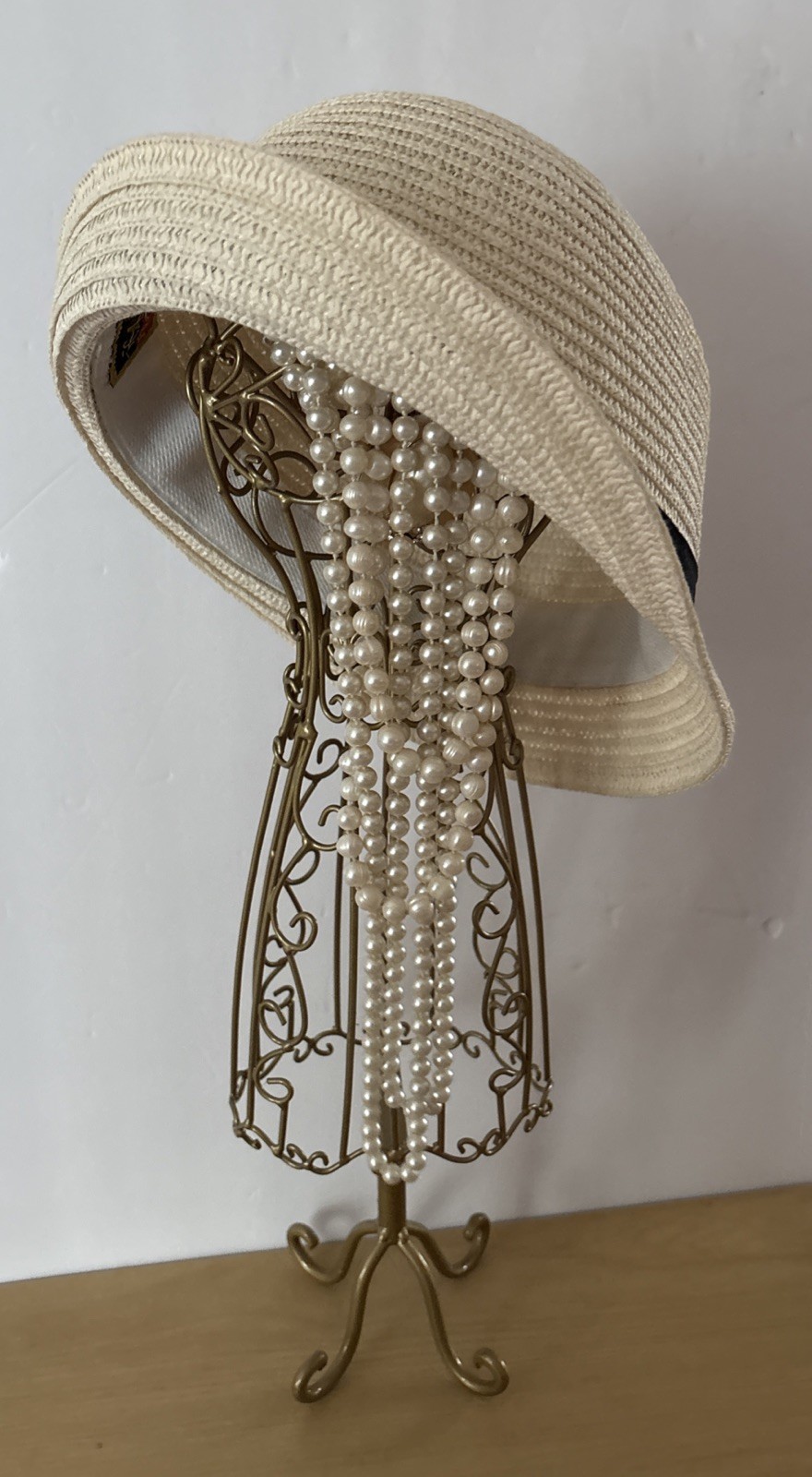 Gold Mannequin Coated Wire Intricate Details Hat Or Jewelry Display 21”H
