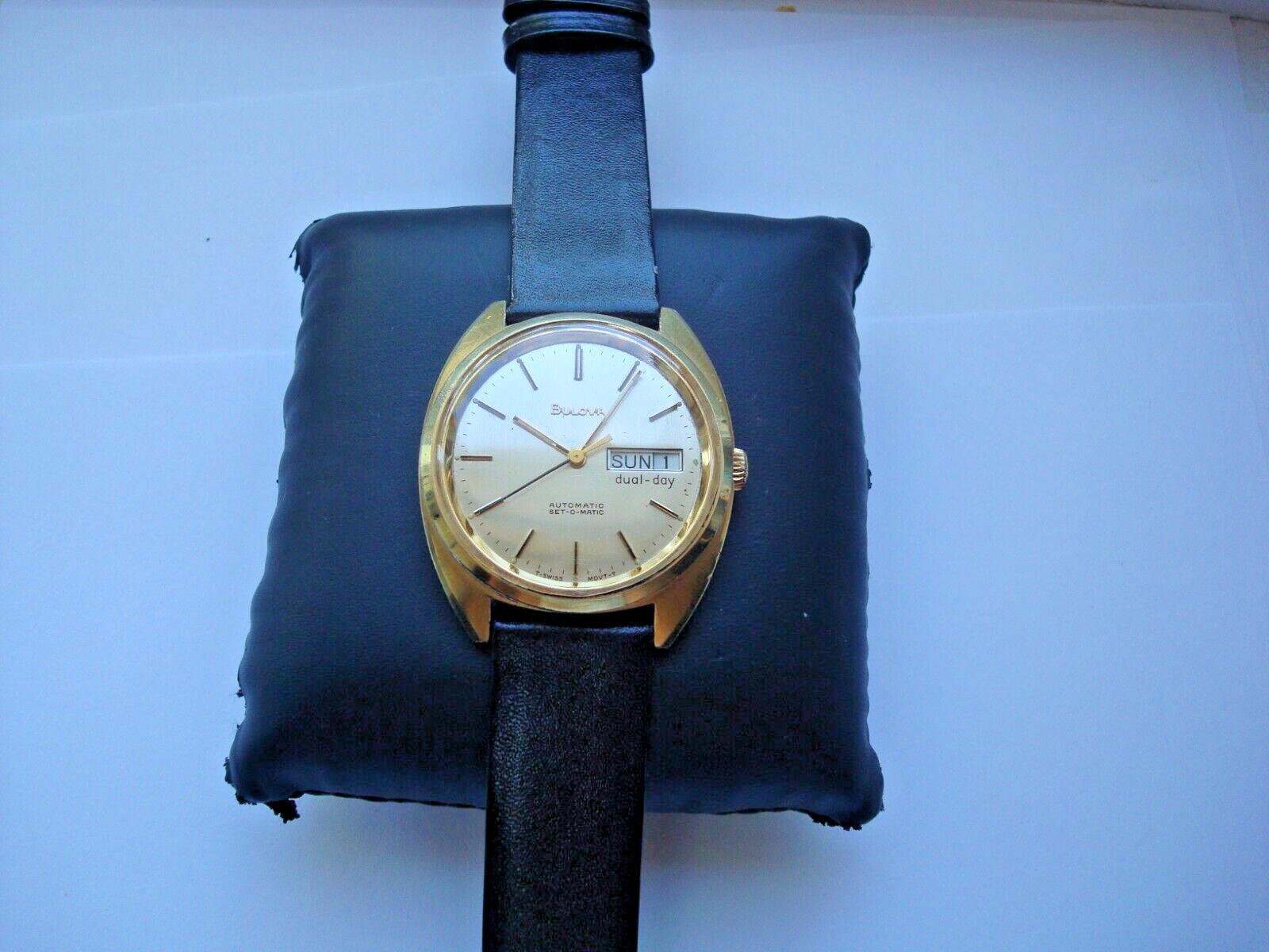 Bulova N7 Mens Automatic Watch 17j. ETA 2879 Day Date Quick Set New Band GC Runs