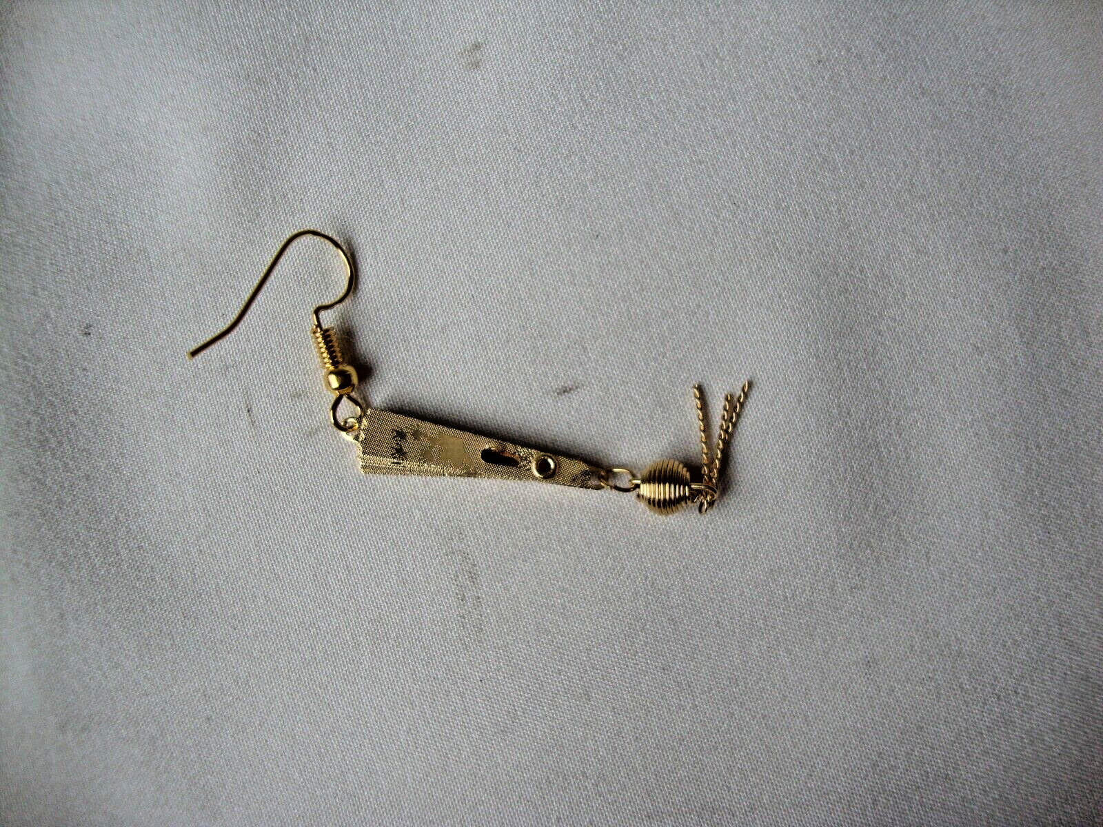 Vtg Charming Classic Chinese Phoenix & Crane Enamel Etched Folding Fan Earring