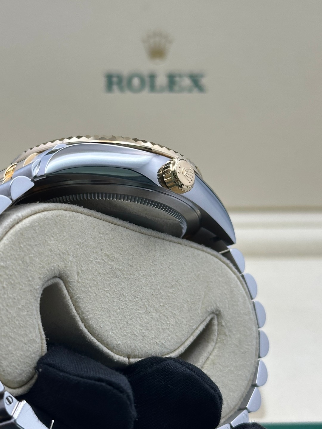 Rolex 336933 2025 Black Dial Box & Papers
