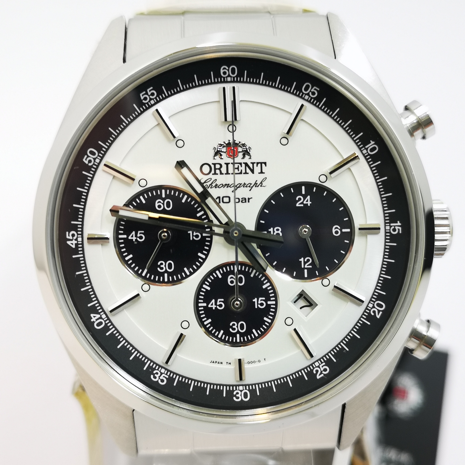 ORIENT WV0041TX Milky White SOLAR PANDA 70’s Neo Seventies Men Watch New in Box