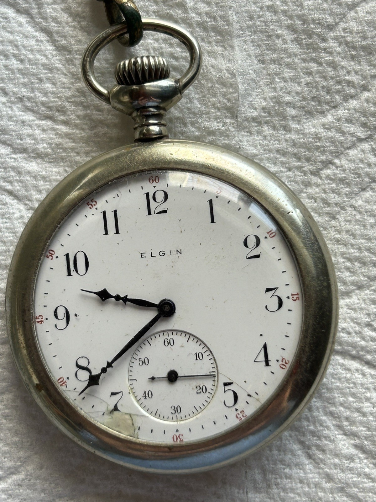Nickle Silver Pocket Watch 1922 Elgin 17j 12s o/f With 9″Chain & 2 Vintage Fobs