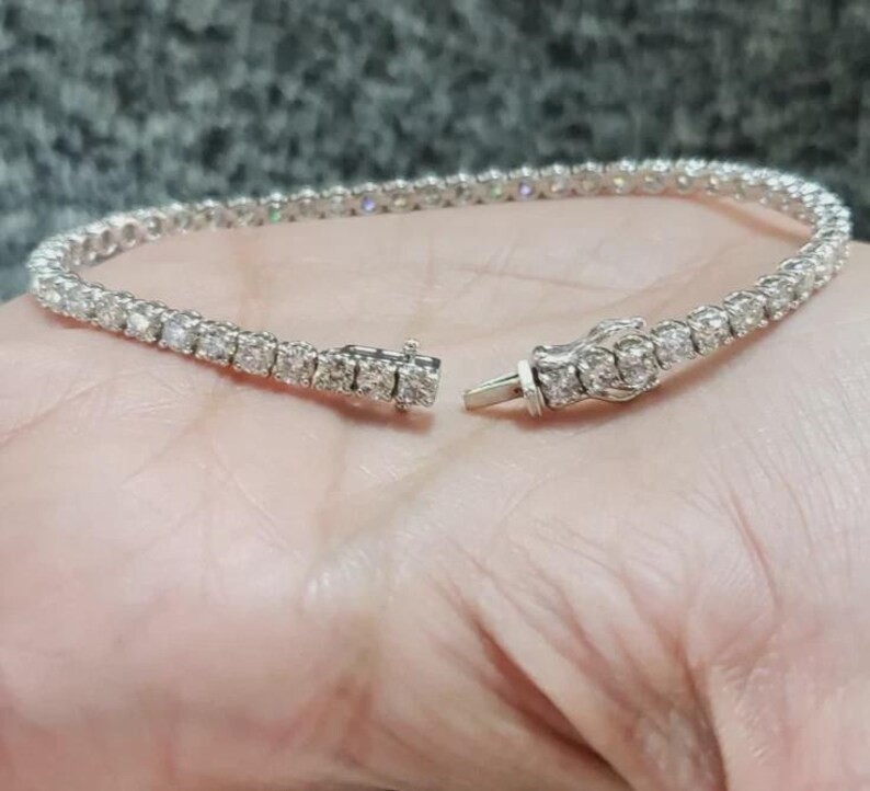 Round Cut Natural Diamond For a Stylish Tennis Bracelet In 14k Real White Gold