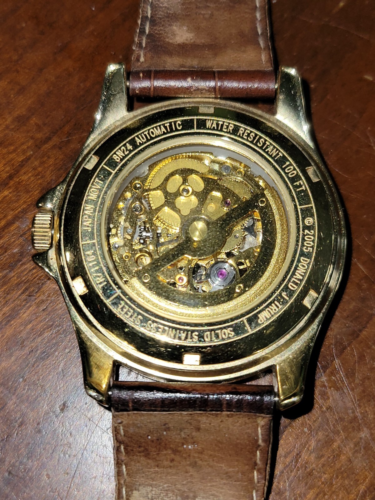 Donal J. Trump RARE Signature Squeleton 2005