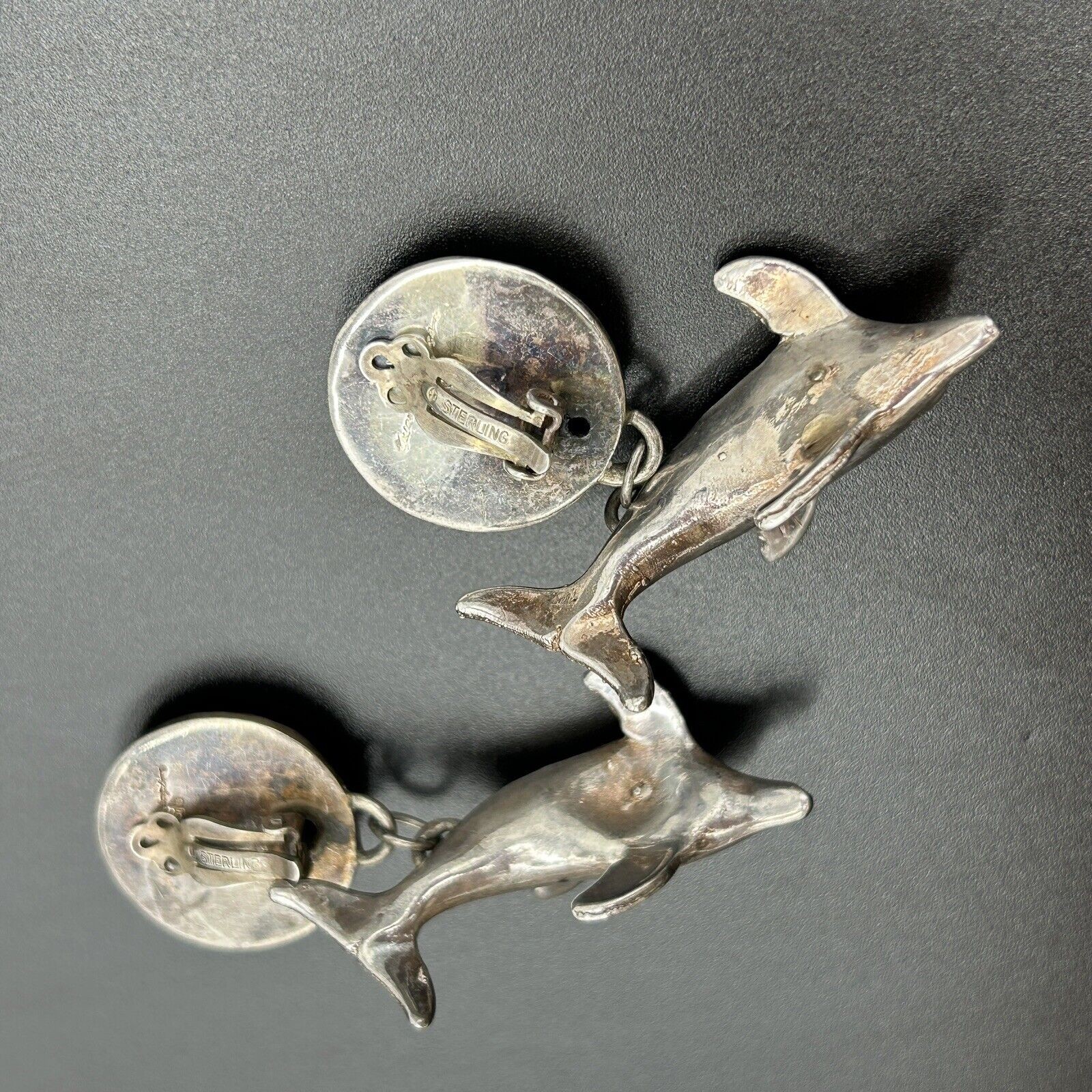 Vintage Signed Susan Cummings Sterling Silver Dolphin Dangle Clip On Earrings