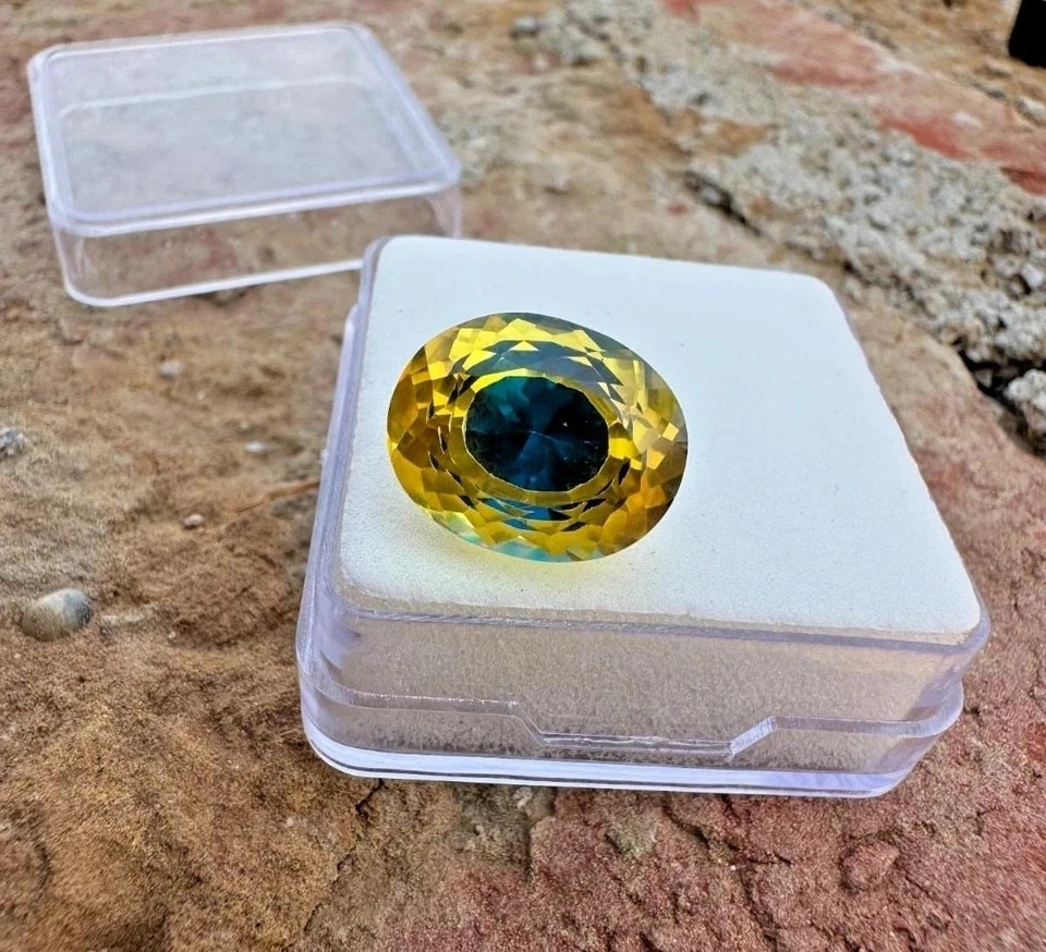 8.14 Ct Natural Bi-Color Pitambari Sapphire Loose Gemstone for Jewelry