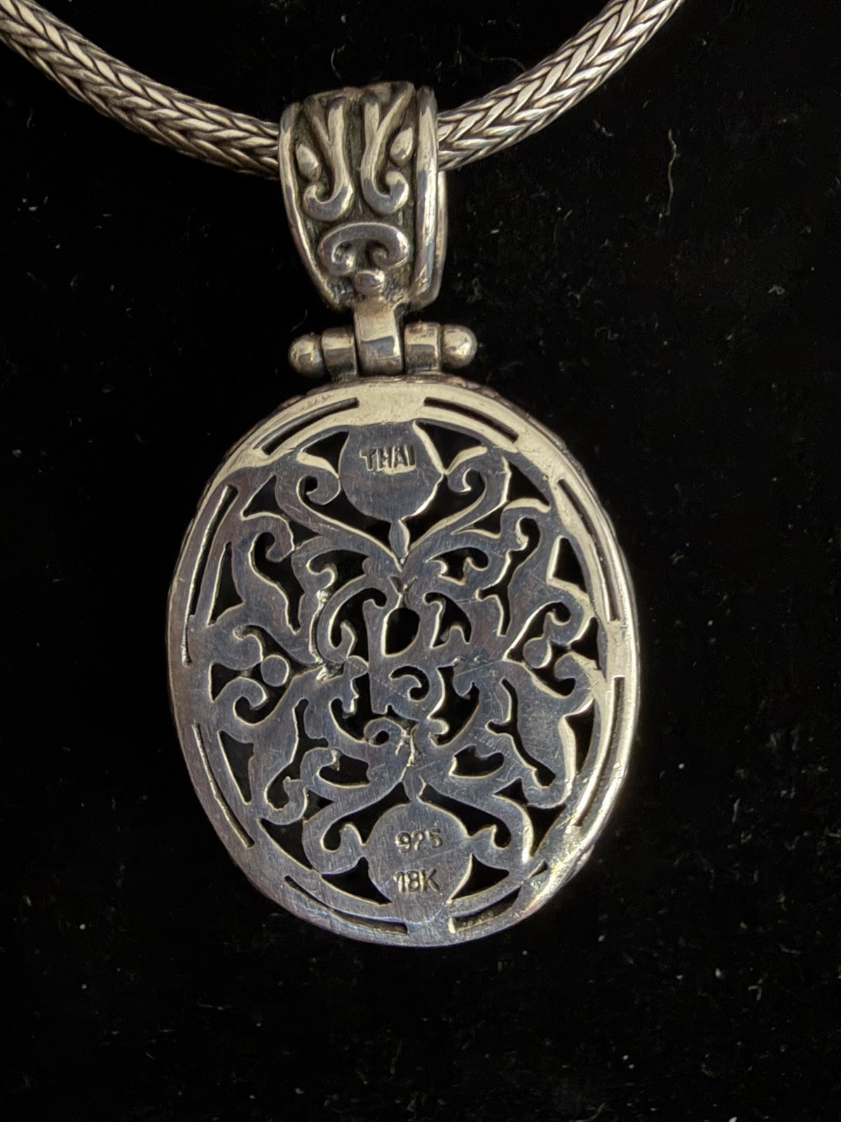 Indo 925 Sterling Silver & 18K Gold Oval Green Amethyst Pendant 18in
