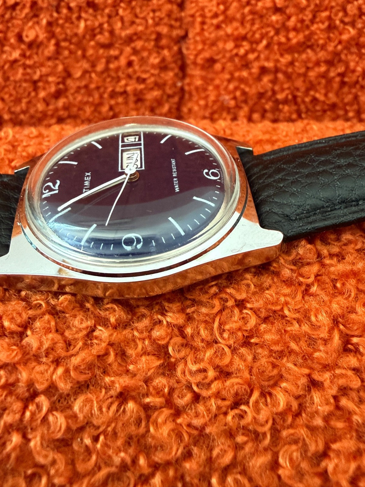 Rare 1979 Timex Marlin with Blue Dial 285691 Mechanical Mechanism Leather Strap