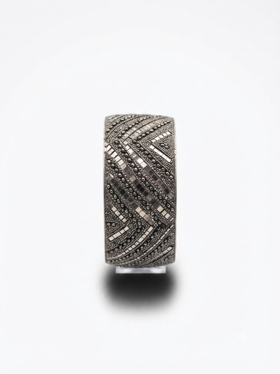 Vintage Ethnic Style Wide Copper Cuff Bracelet Detailed Chevron Pattern Boho Jew