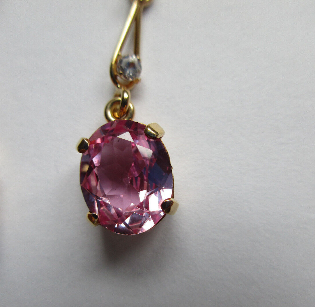 18K Gold Earrings 1.50″ Long 4.40 Grams