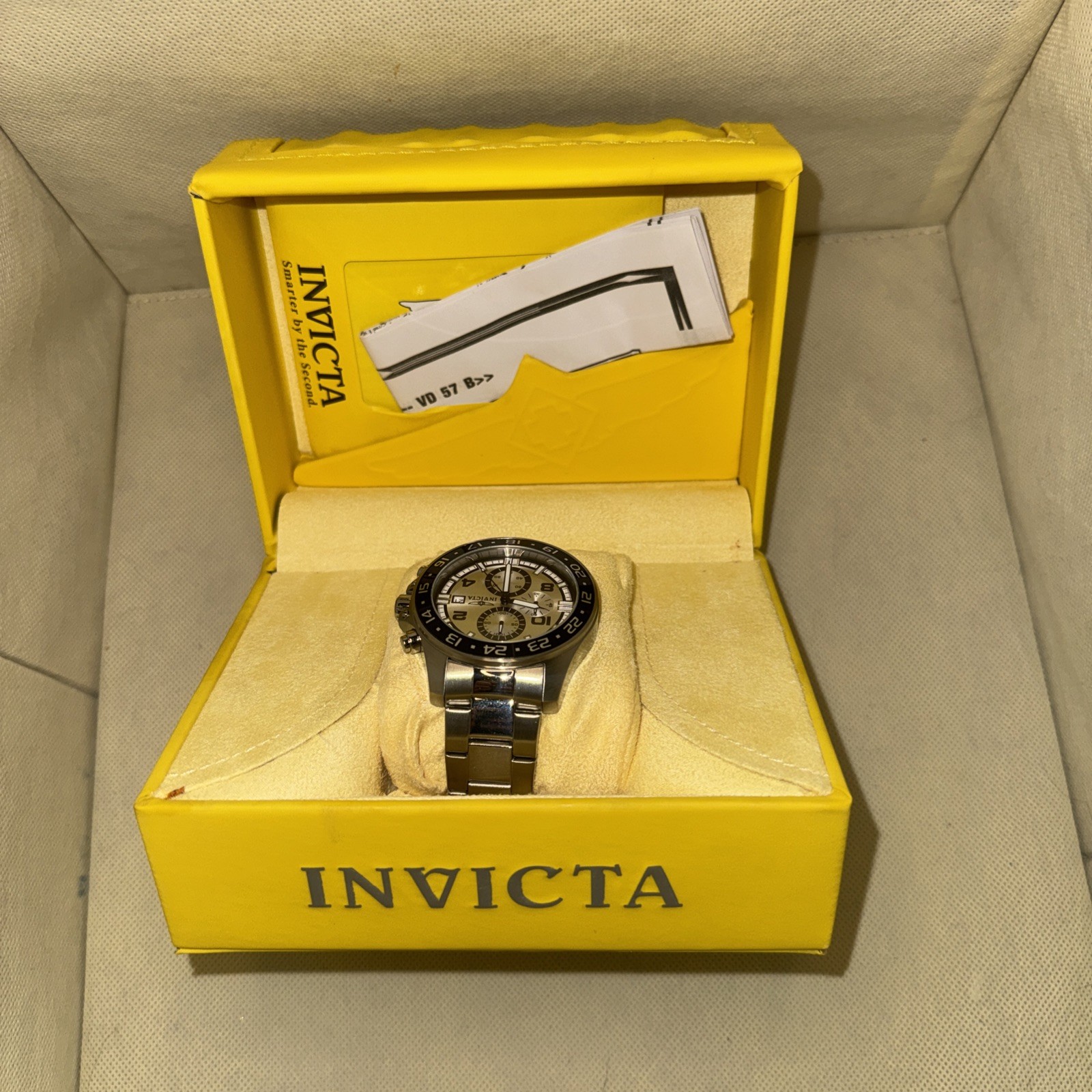Invicta Men’s Pro Diver 45mm Quartz Watch 13866INV (needs new Battery)