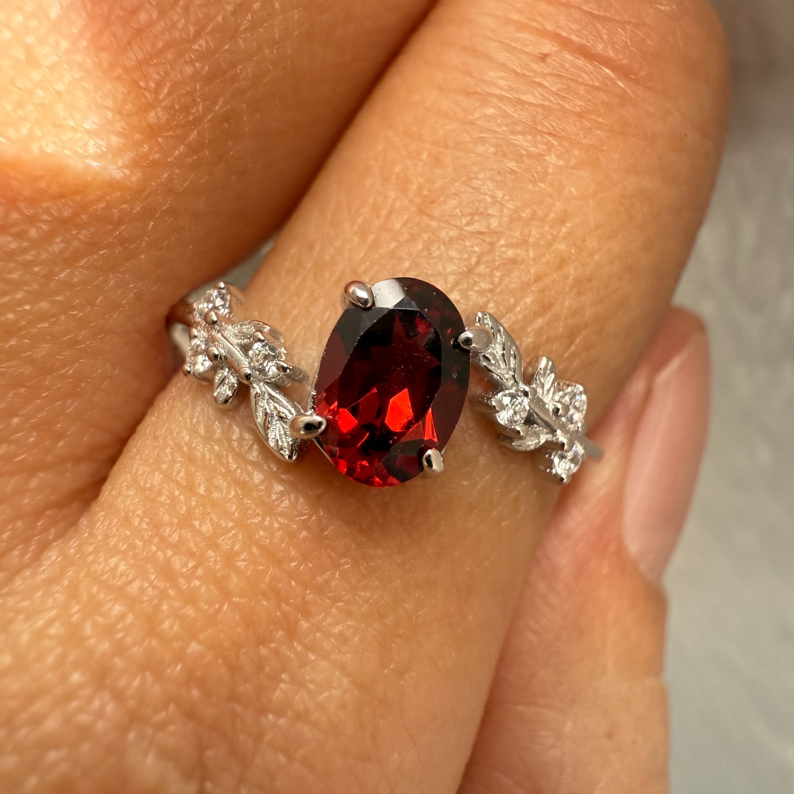 925 Sterling Silver Ring 7x5mm Natural Rhodolite Garnet Gemstone Zircon Flower