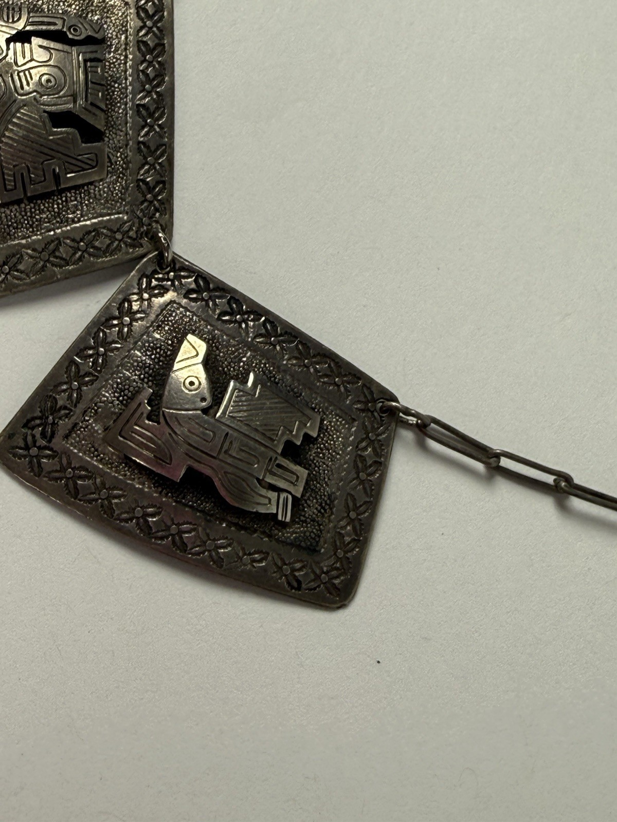 VTG 900 Silver Storyteller 15” Necklace 5 Panel South American Pre Colombian