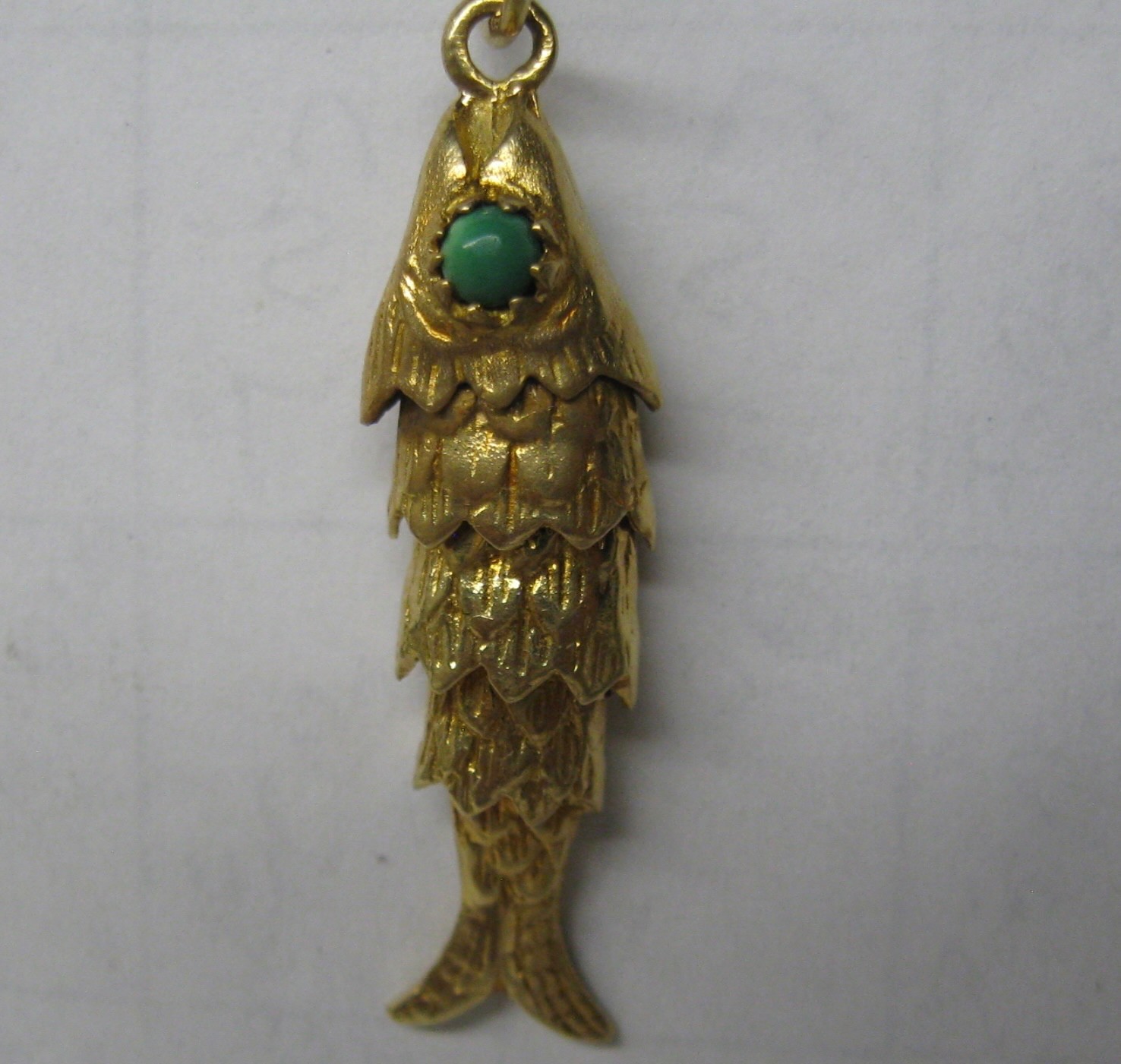 Vintage 18k Solid Gold Turquoise Movable 3D Chinese Koi Fish Pendant 6.8 Grams
