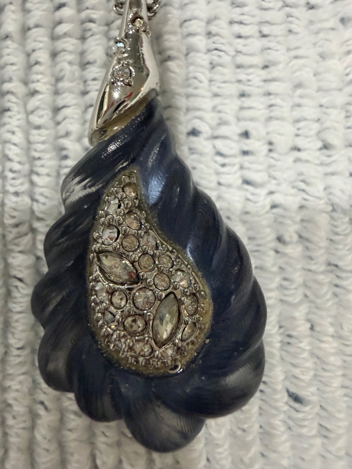 Alexis Bittar frosted Lucite Paisley & Crystal Necklace