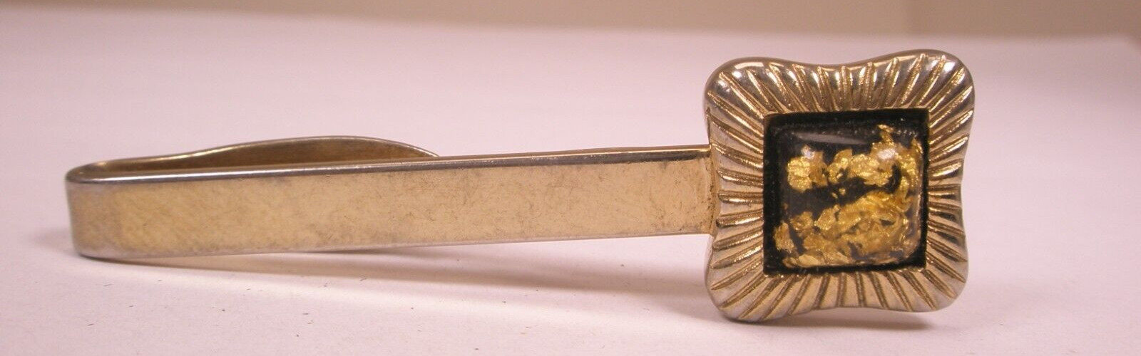 2-1/8″ Gold Flake in Acrylic Gold Tone Vintage HICKOK Tie Bar Clip simple design
